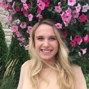 Meet your Posher, Alissa